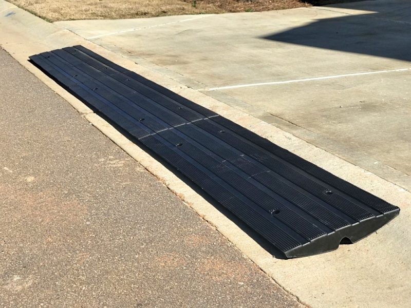 driveway-curb-ramp-for-cars (2)