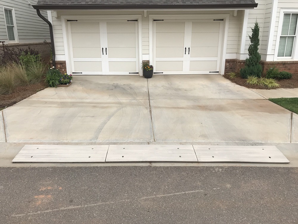Rubber Ramps Size : 100254CM Garage Ramps For Door Parking Lot Threshold Mat Hospital Ramps Deceleration zone