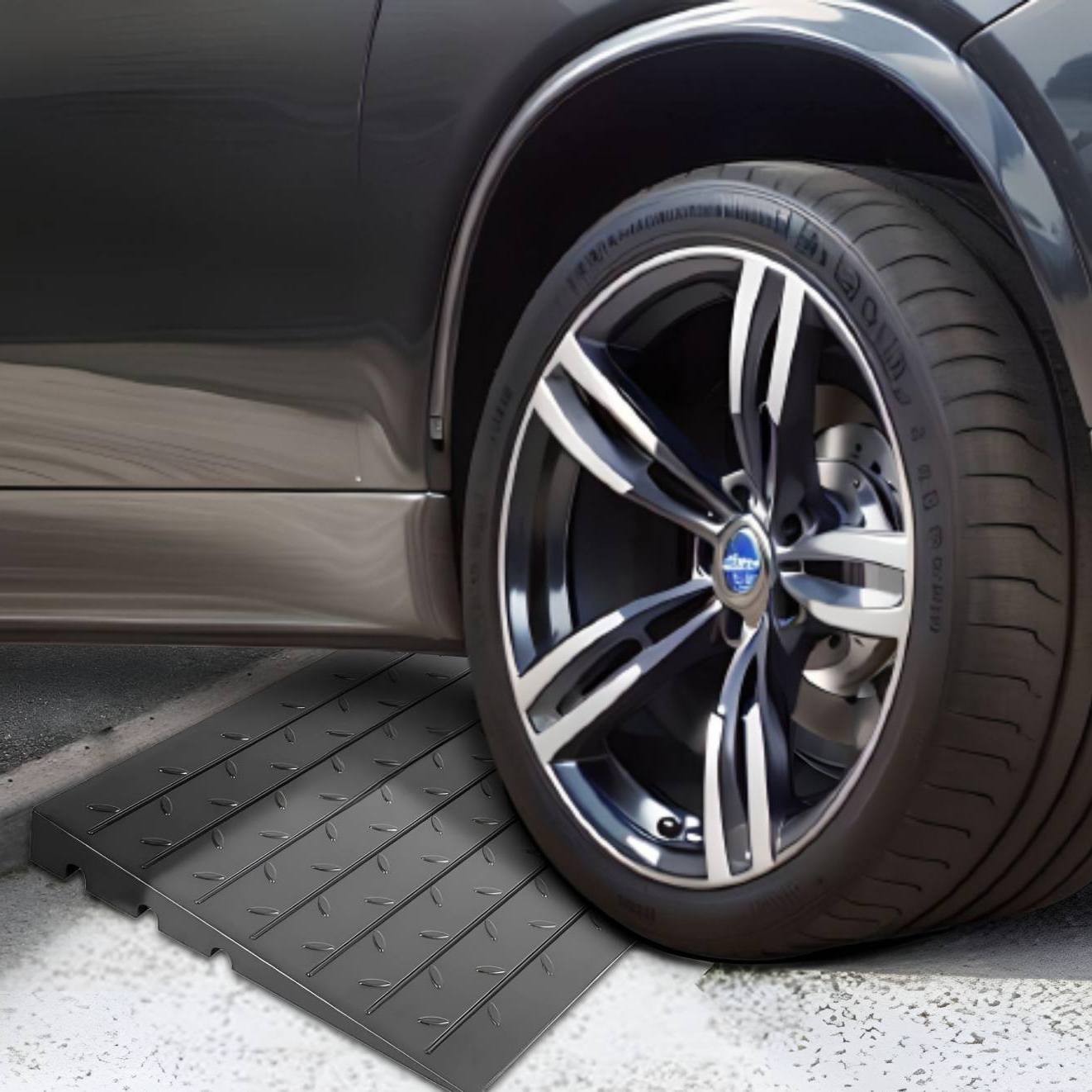 Dual-use ramp for seamless entry in driveways and commercial entries