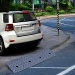 Heavy-Duty Rubber Curb Ramp - 2 & 4 in Rise - 22,000 lb Capacity - For Cars, Trucks, Trailers, Trollies & More - 39.3 x 9.8 x 2 & 4