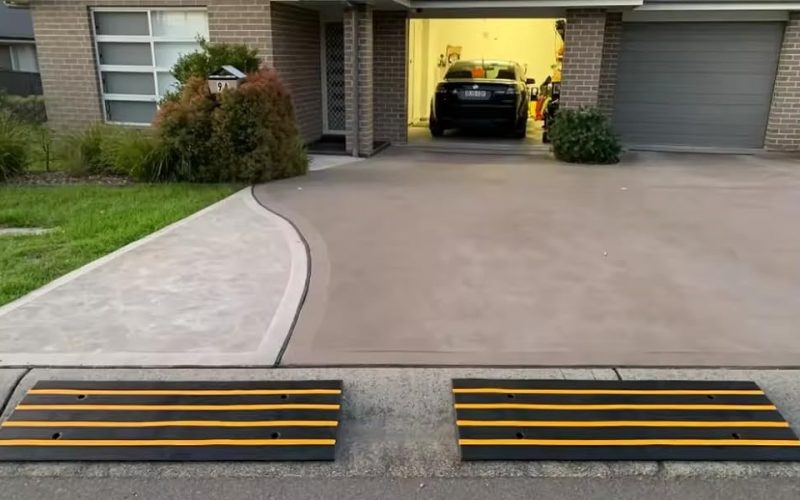 rubber-garage-ramp-slope-bridge-pavement-channel-for-low-clearance-vehicles