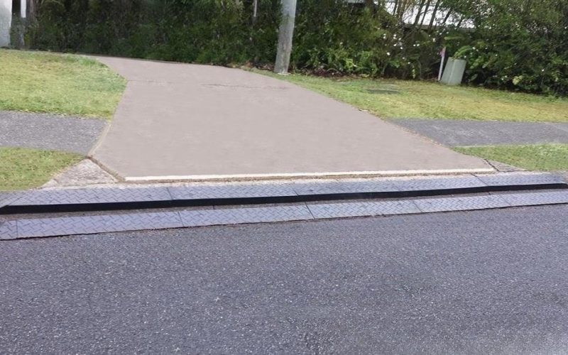 Bridge-Curb-Ramps-for-Stress-Free-Driveway-Transitions