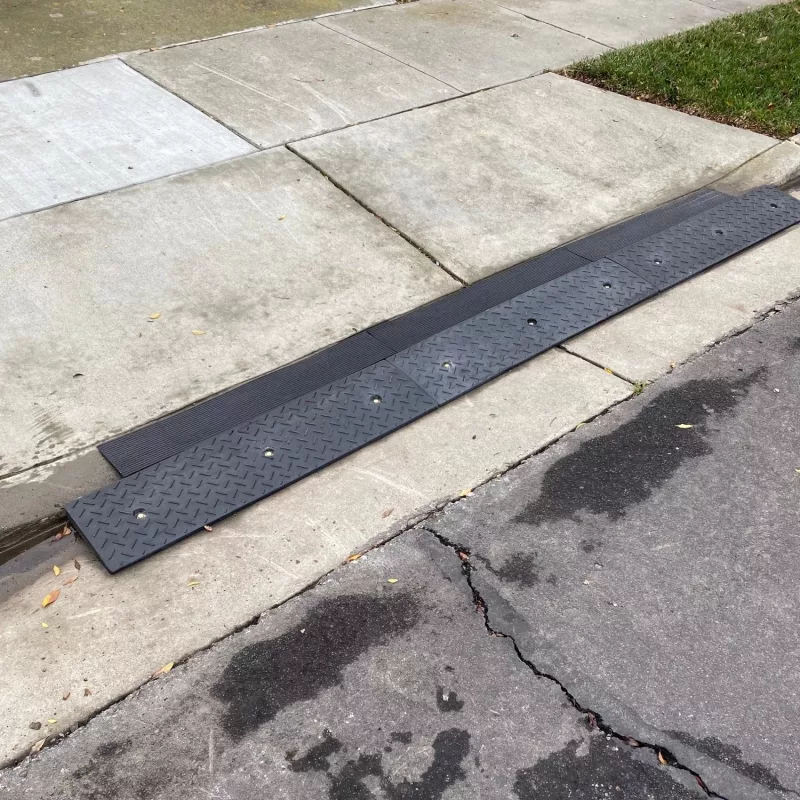 driveway-ramp-prevent-scraping-rubber-car-ramps