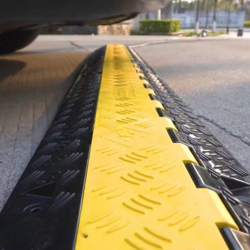 Driveway Guardian Clearance Ramps for Smooth Transitions on Steep Inclines, Preventing Car Bottom Scraping and Straddling