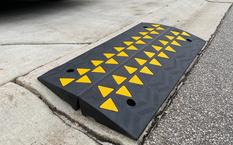 driveway-ramps-for-steep-rolled-curbs-ElevateDrive 3.75in-clearance