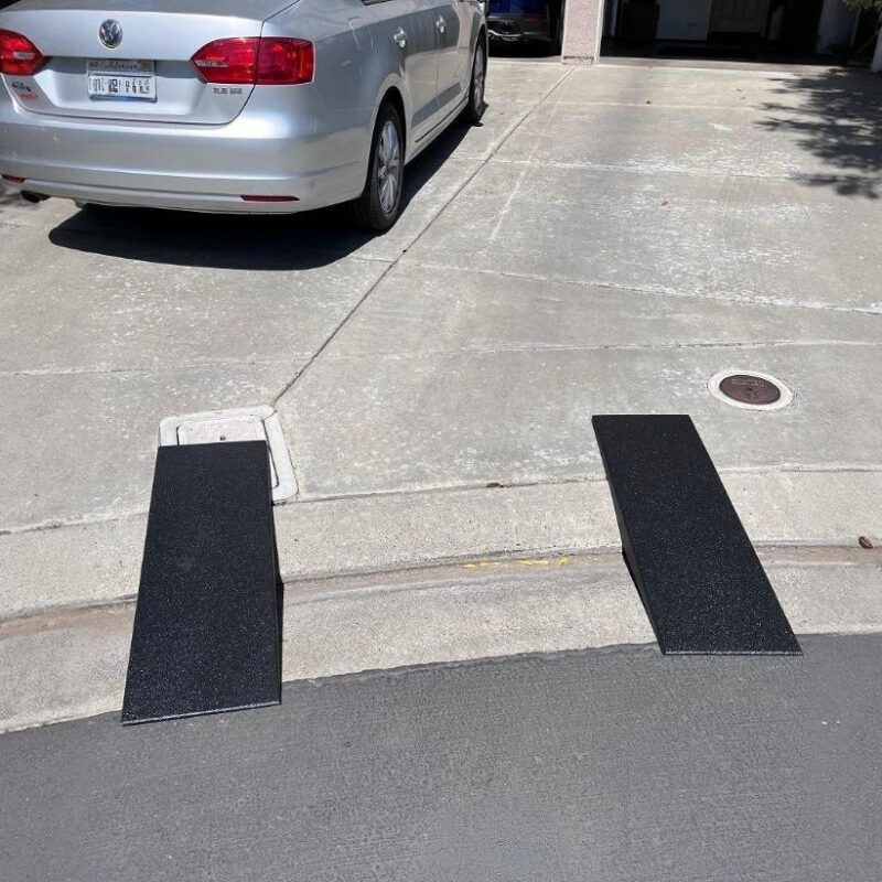 rubber-driveway-ramp-for-sloped-sidewalk-to-gutter-transition-clearance-fix