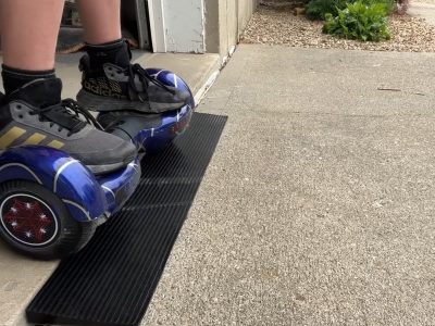 hoverboard-ramp-for-curb-access